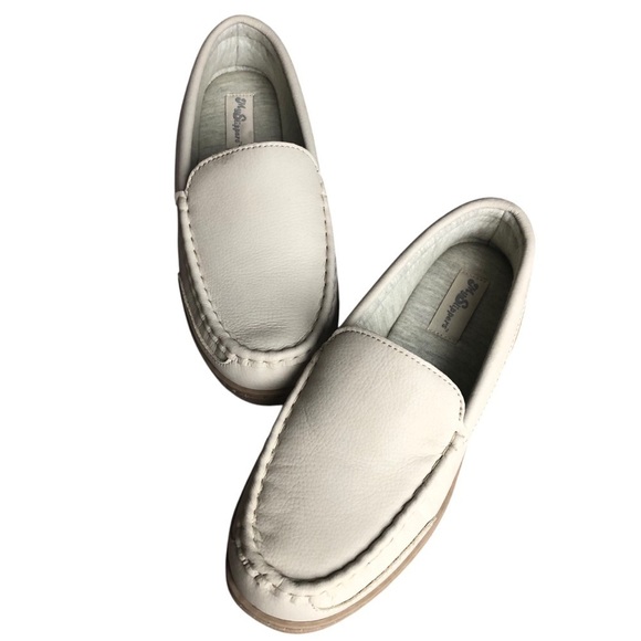 My Pillow My Slippers Womens Moccasin Cream Soft Leather Size 8W - Picture 3 of 10